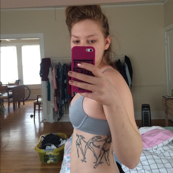 Victoria's Secret "Uplift Semi Demi" 32A Bra - Picture 7 of 8